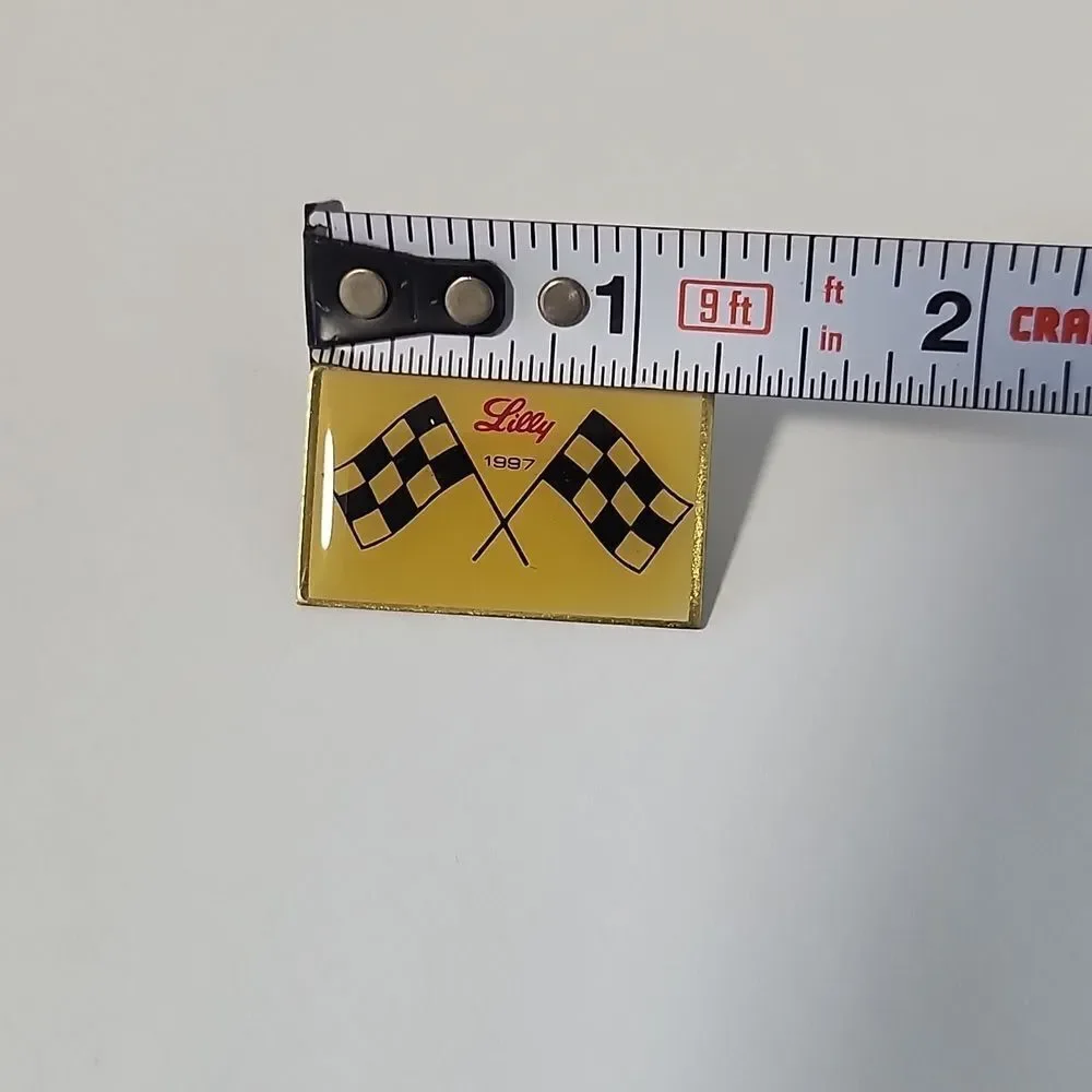 Lilly Racing Pin with Checkered Flags